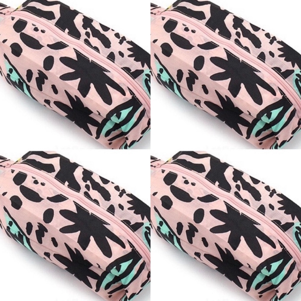 NWT BAGGU FLORAL 4 x Small 3D Zip Pouches